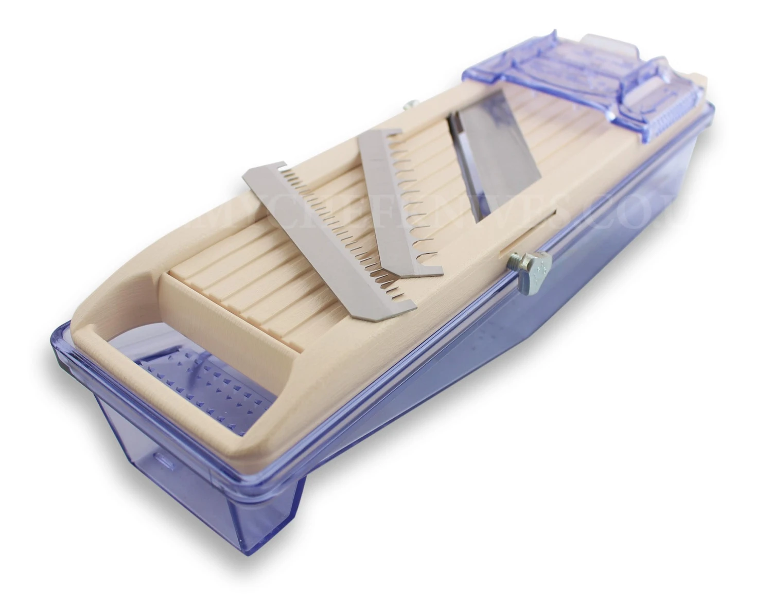 Benriner Japanese Professional Mandoline Slicer 3 Blades 9.5cm + Food Catcher And Holder 1 Benriner Japanese Professional Mandoline Slicer 3 Blades 9.5cm + Food Catcher And Holder