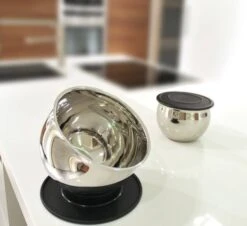 BergHOFF Zeno Stainless Steel Mixing Bowl 1.75L With Lid/Stand -Victori Knives Shop berghoff zeno stainless steel mixing bowl 175cl lid stand 2