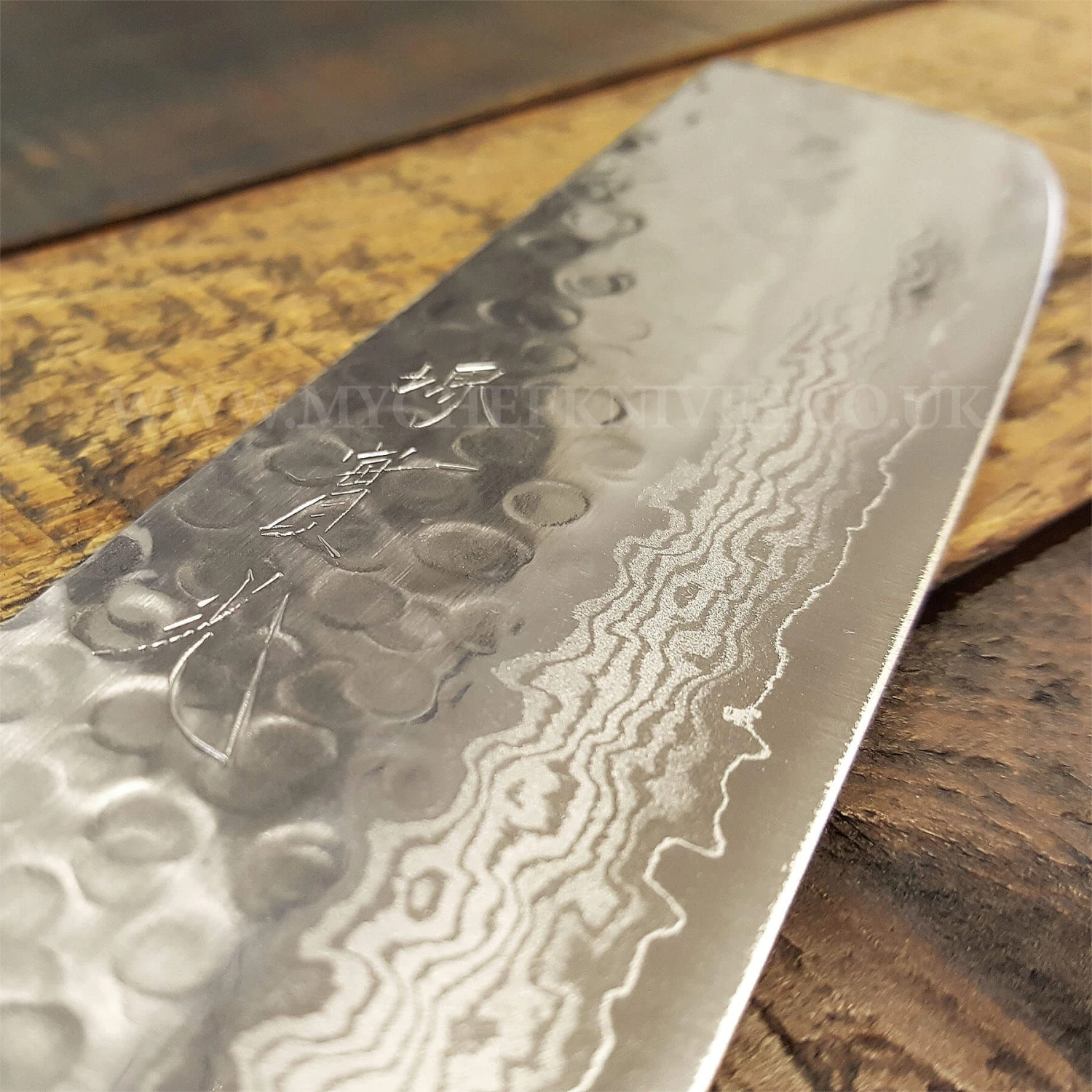 Jikko Mahogany Tsuchime Japanese Nakiri Knife 16cm Damascus Steel Blade 4 Jikko Mahogany Tsuchime Japanese Nakiri Knife 16cm Damascus Steel Blade - Image 4