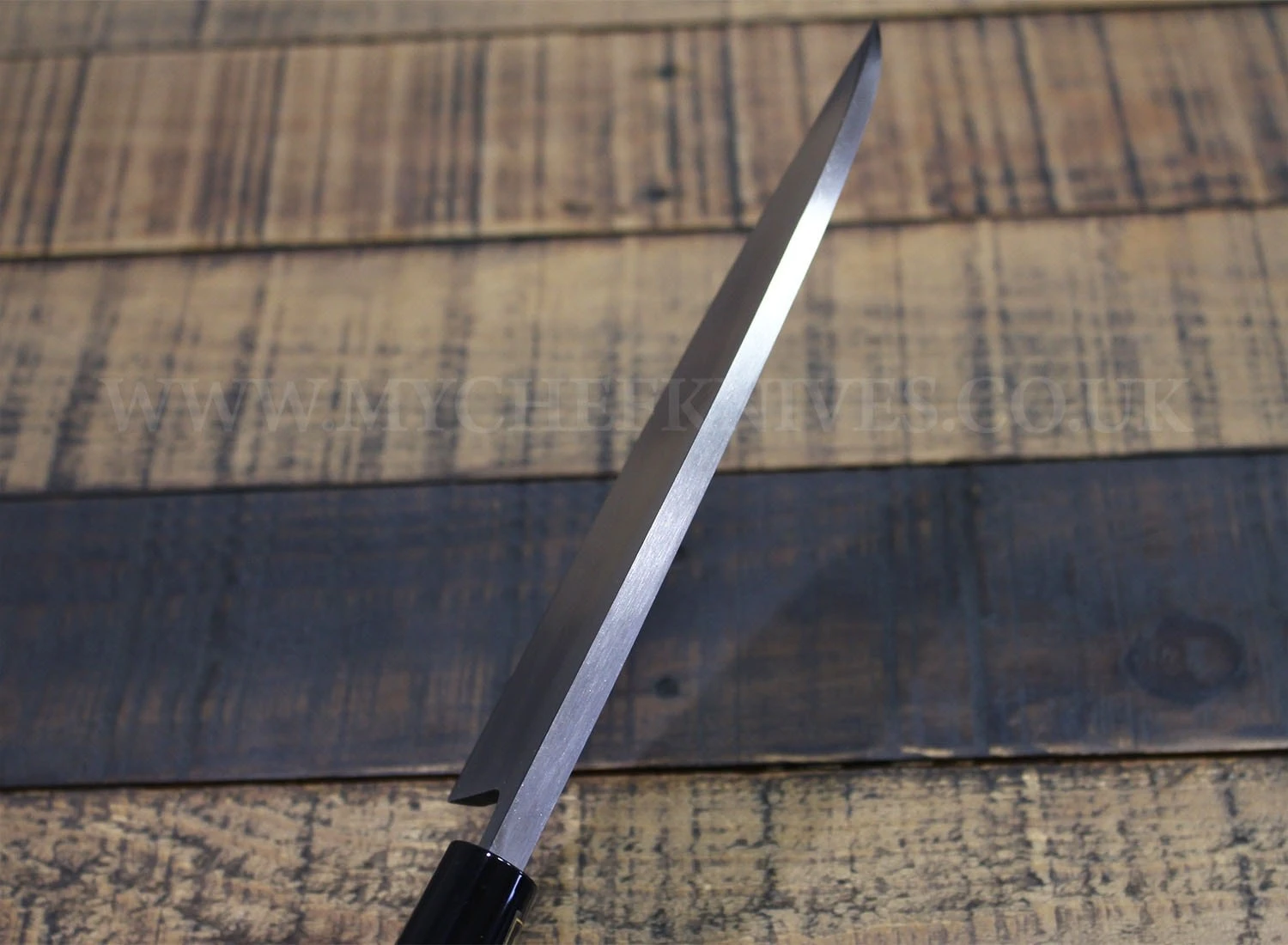 Jikko Tokusei Japanese Deba Knife 18cm Nihon Steel Blade, Magnolia Wood Handle 5 Jikko Tokusei Japanese Deba Knife 18cm Nihon Steel Blade, Magnolia Wood Handle - Image 5