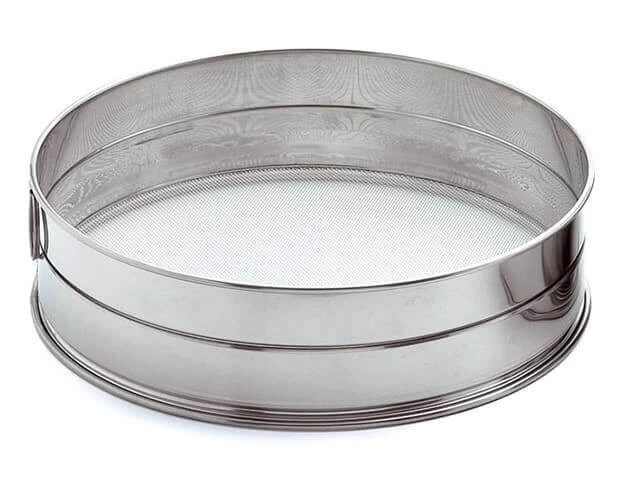 Matfer Professional Stainless Steel Sieve 22cm - Mesh 0.64mm 1 Matfer Professional Stainless Steel Sieve 22cm - Mesh 0.64mm