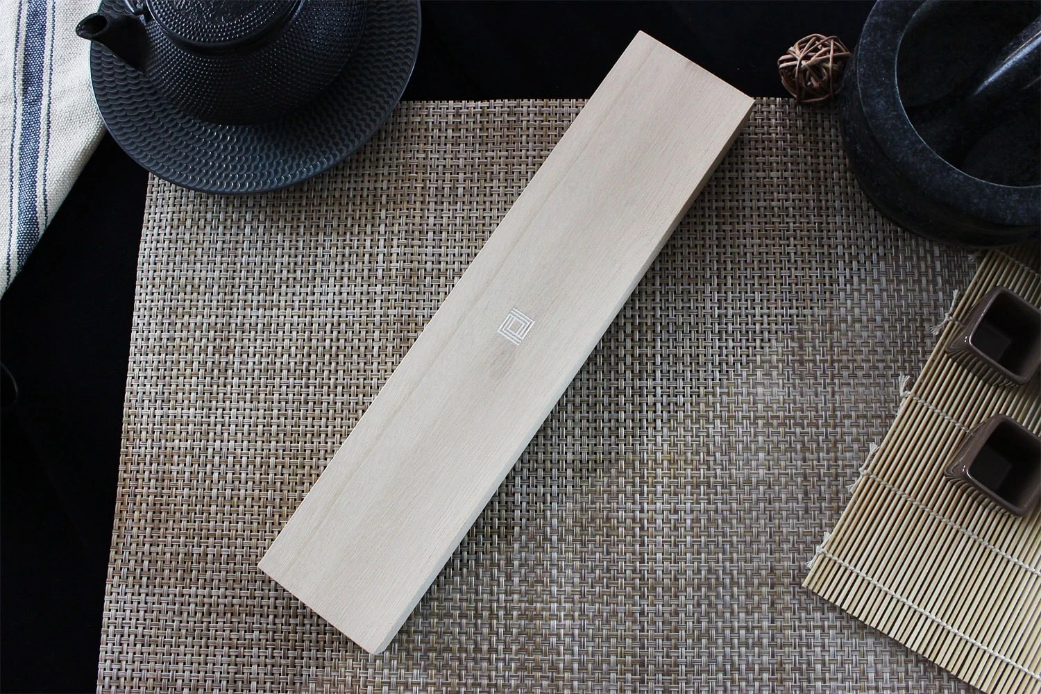 Shizu Hamono Yamato Hammered Santoku Knife 18cm 9 Shizu Hamono Yamato Hammered Santoku Knife 18cm - Image 9