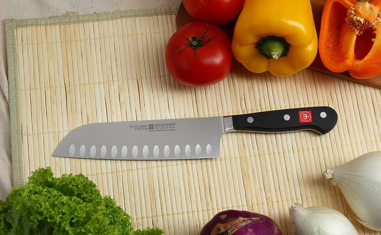 Wusthof Classic Set With 2 Knives + Manual Sharpener - Limited Edition 5 Wusthof Classic Set With 2 Knives + Manual Sharpener - Limited Edition - Image 5